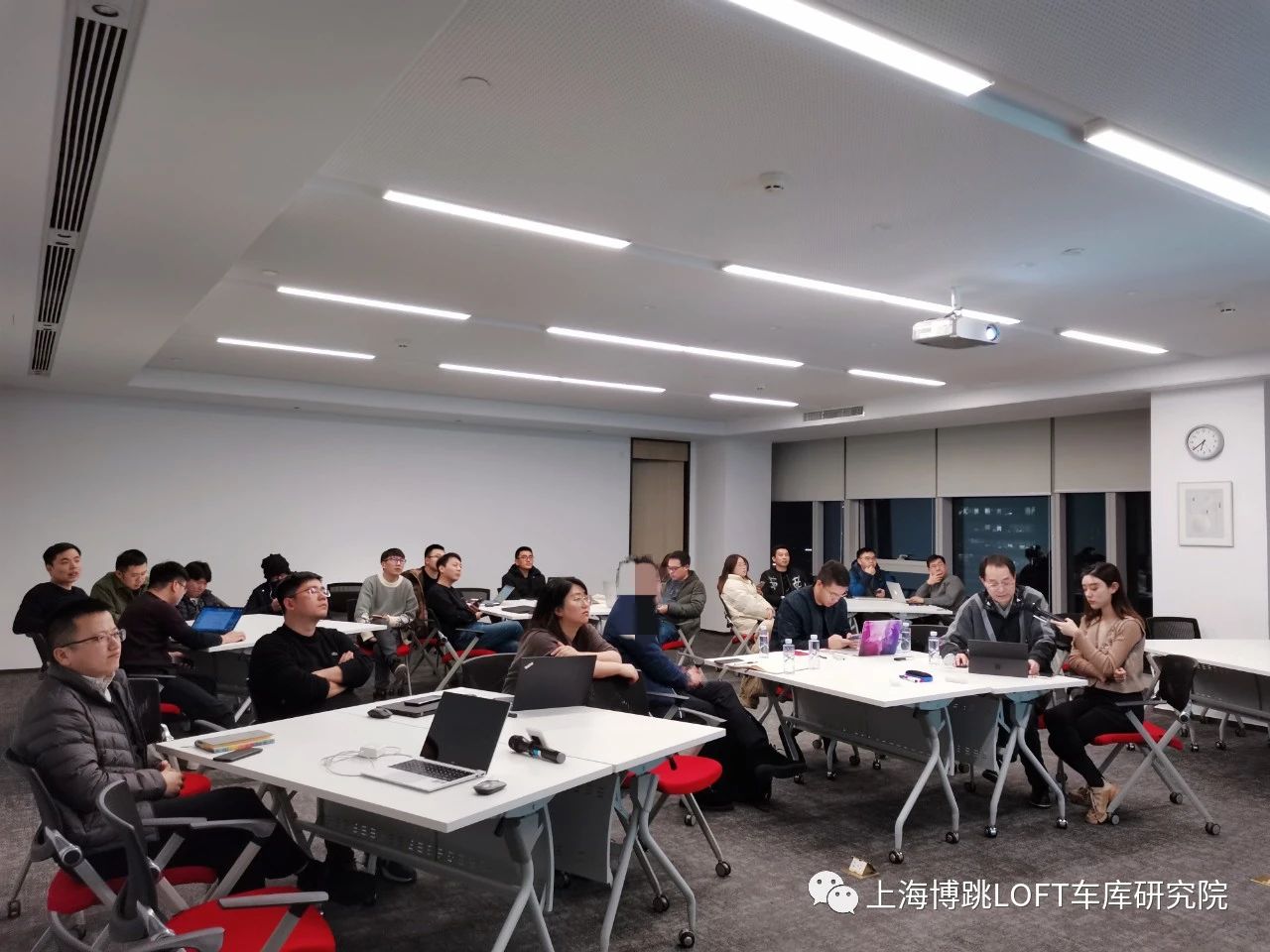 东城杭州LOFT车库专题会